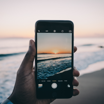 eSIM или SIM карта: Коя е по-подходяща за вас?